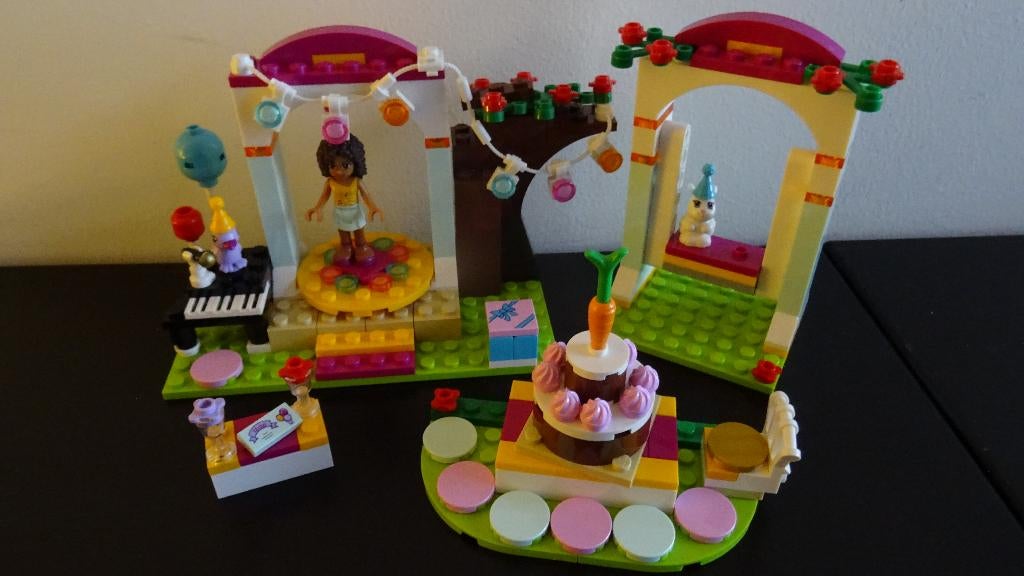 Lego Friends Verjaardagsfeest 41110, Ophalen of Verzenden, Zo goed als nieuw, Complete set, Lego
