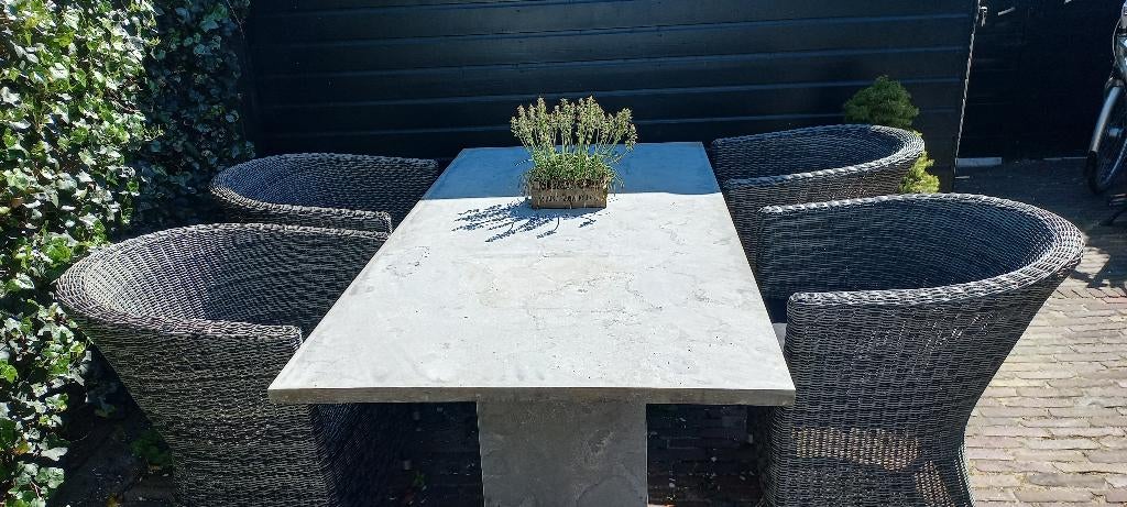 Natuurstenen tuintafel + stoelen, Tuin en Terras, Ophalen, Gebruikt, Rechthoekig, Overige materialen