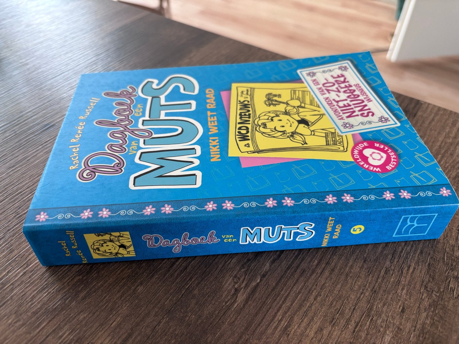 Dagboek van een Muts: Nikki Weet Raad (deel 5), Boeken, Ophalen of Verzenden, Zo goed als nieuw, Fictie