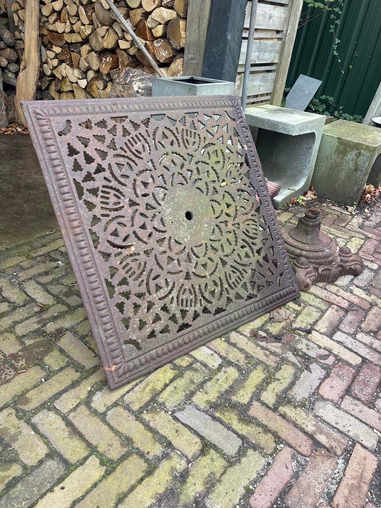 Antieke gietijzeren tafelblad/rooster, Ophalen