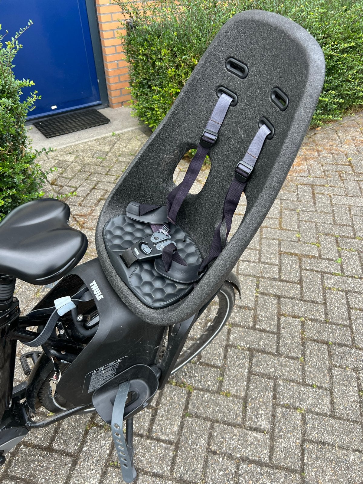 Thule Yepp Maxi Achterzitje - Zo goed als nieuw, Ophalen, Achterzitje, 9 t/m 18 kg, Gebruikt