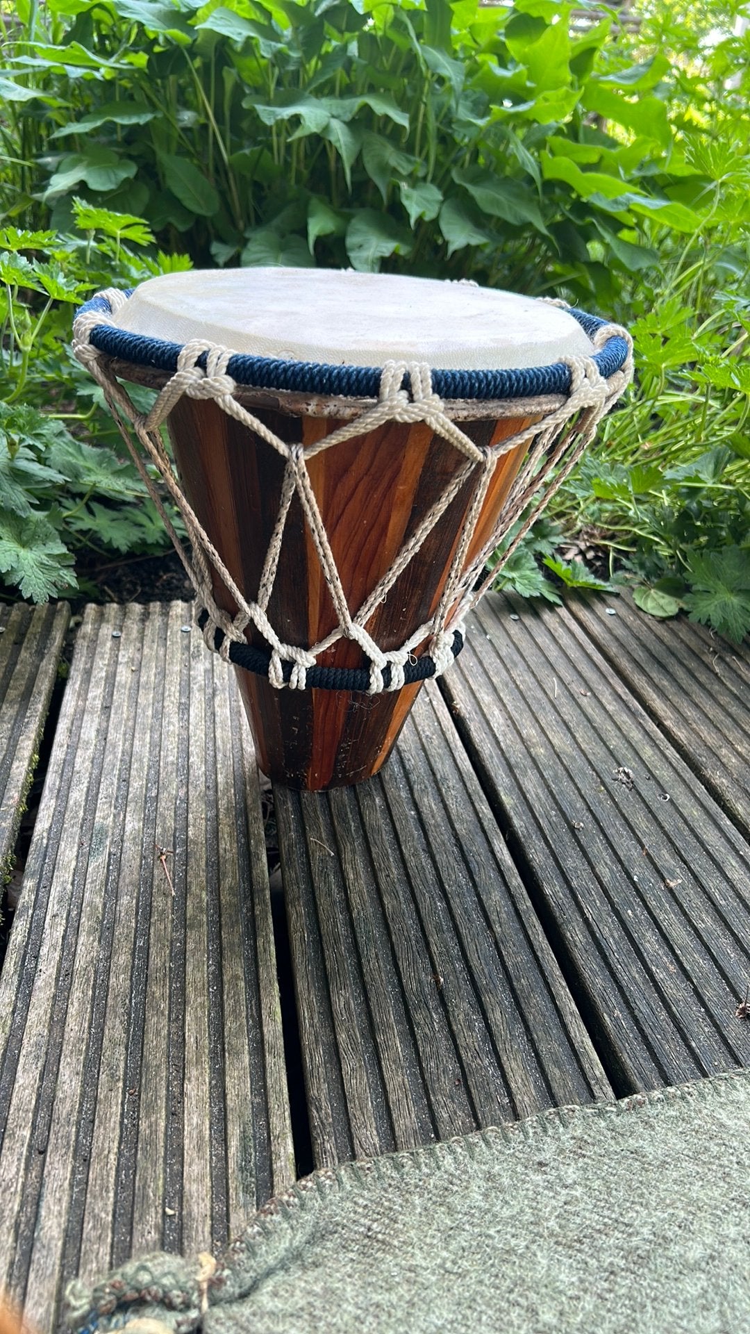Afrikaanse trommel, handig formaat voor straatmuziek, Muziek en Instrumenten, Ophalen of Verzenden, Zo goed als nieuw, Trommel