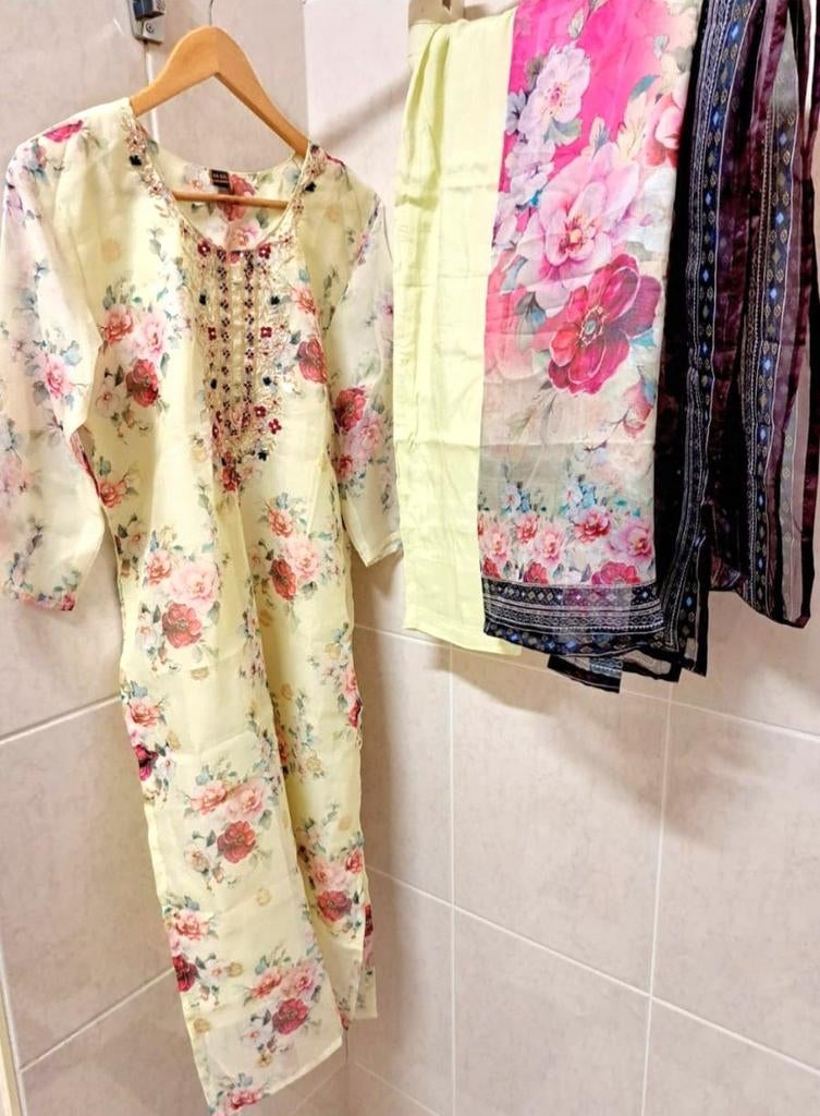 Bollywood Broekpak, Kleding | Dames, Ophalen of Verzenden, Zo goed als nieuw, Maat 38/40 (M)