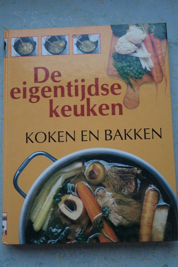 Kookboek: De eigentijdse keuken - Koken en bakken, Ophalen of Verzenden, Zo goed als nieuw, Hoofdgerechten, Europa