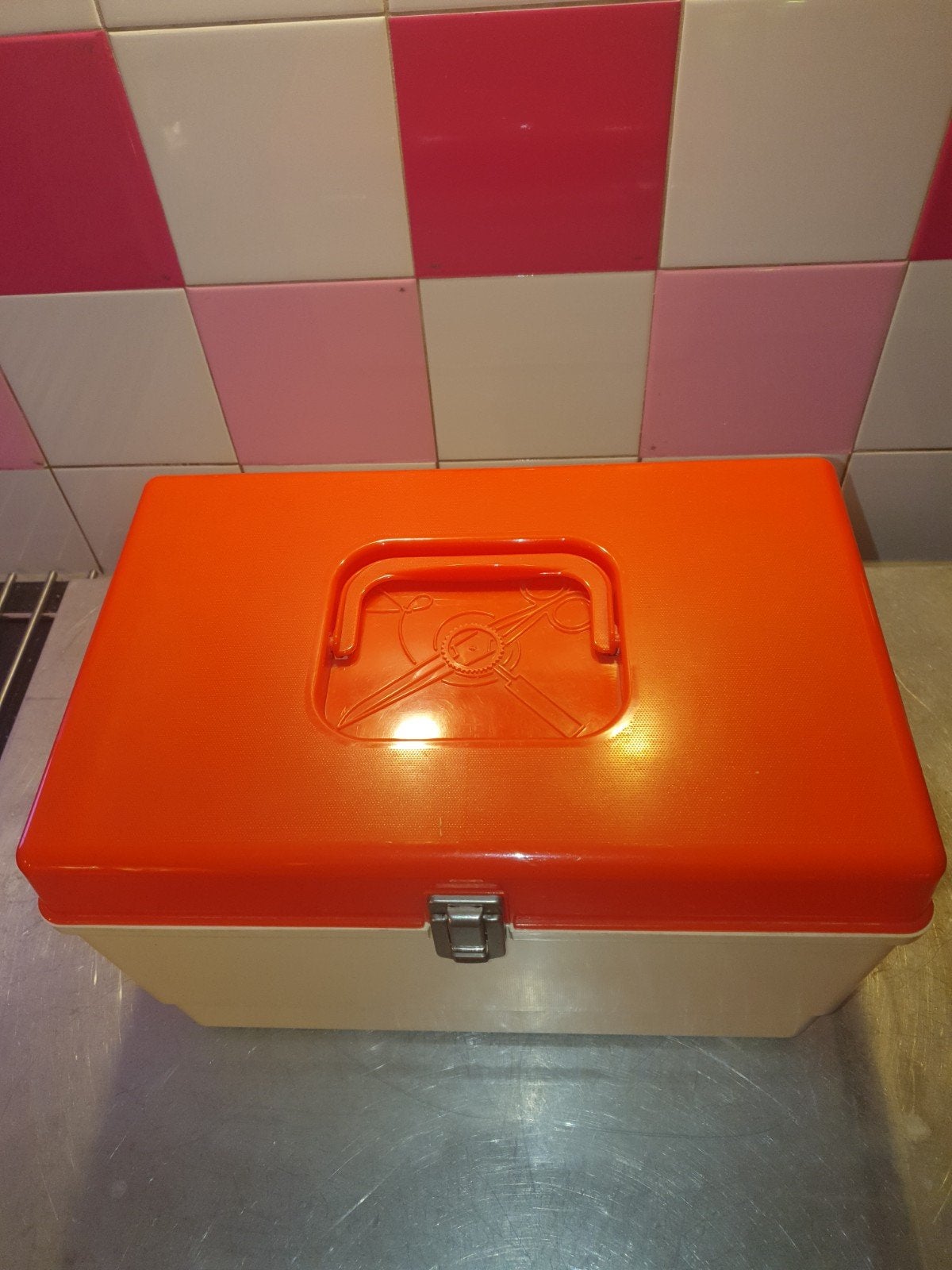 vintage Curver naaibox (of naaidoos / naaikoffer) jaren 70, Ophalen, Gebruikt