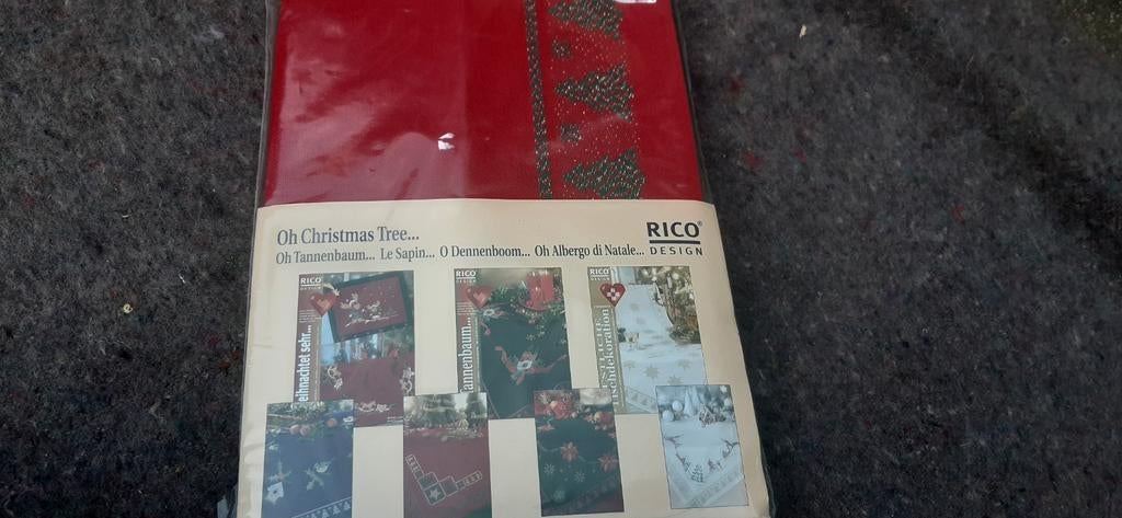 Gloednieuw Rico Design, vintage tafelkleed voor kruissteken, Ophalen of Verzenden, Nieuw, Handborduren, Borduurpakket