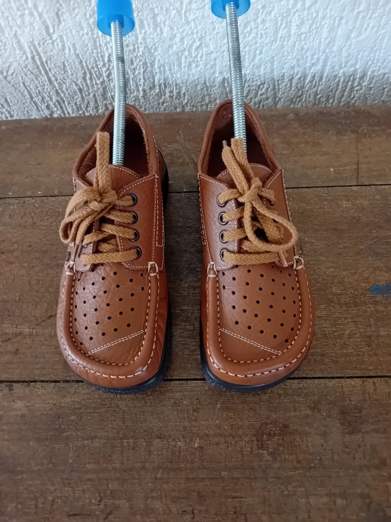 Nieuwe Jacoform schoenen ,bruin leer , maat 3, is maat 35, Bruin, Overige typen, Nieuw, Ophalen of Verzenden