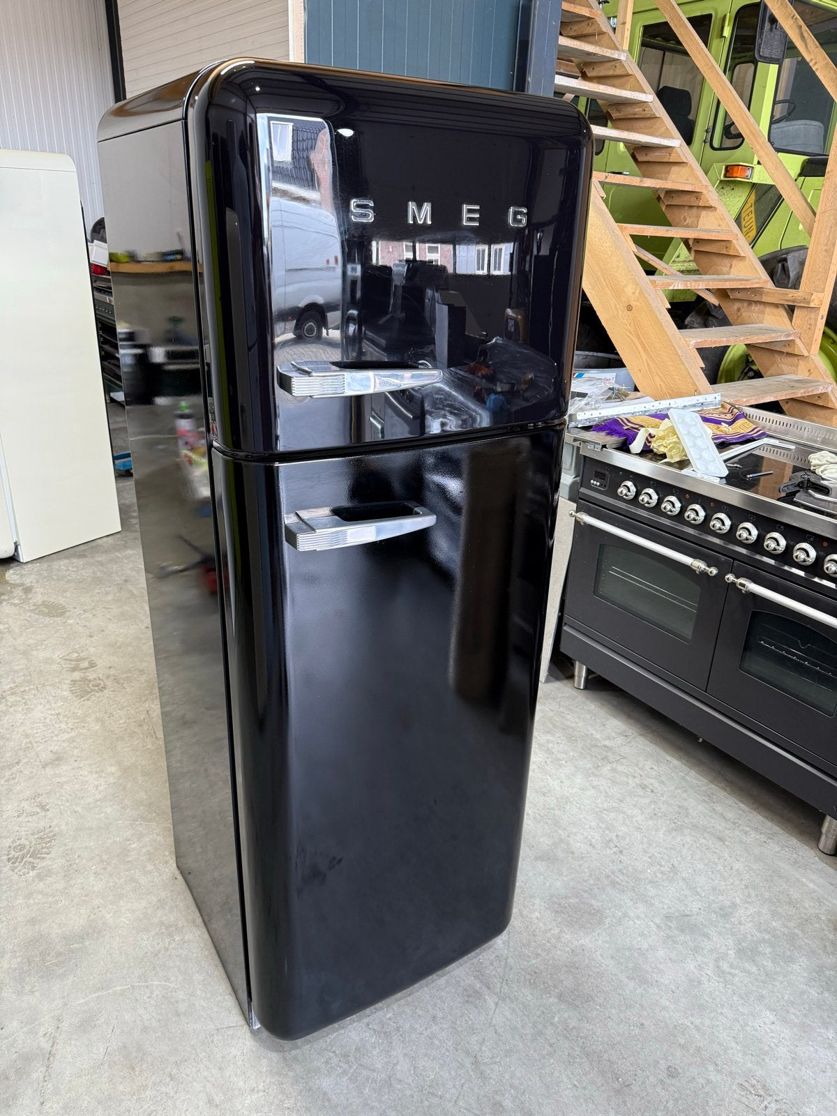 Smeg Koelkast met Vriezer Zwart - Retro Design, 150 tot 200 liter, Bella, Ophalen of Verzenden, Zo goed als nieuw