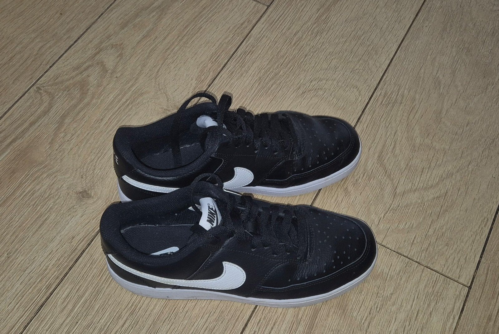 Nieuwe Nike heren merk SNEAKERS
Maat 42
KLEUR zwart

€ 50.00, Kleding | Heren, Schoenen, Zwart, Nieuw, NIKE, Ophalen of Verzenden