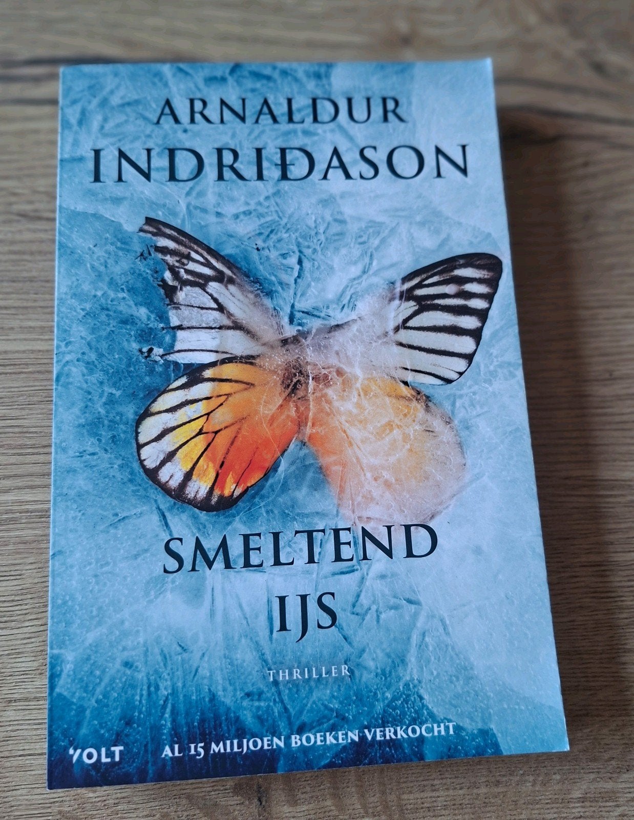 Smeltend IJs - Arnaldur Indriðason (Thriller), Boeken, Romans, Zo goed als nieuw, Ophalen of Verzenden
