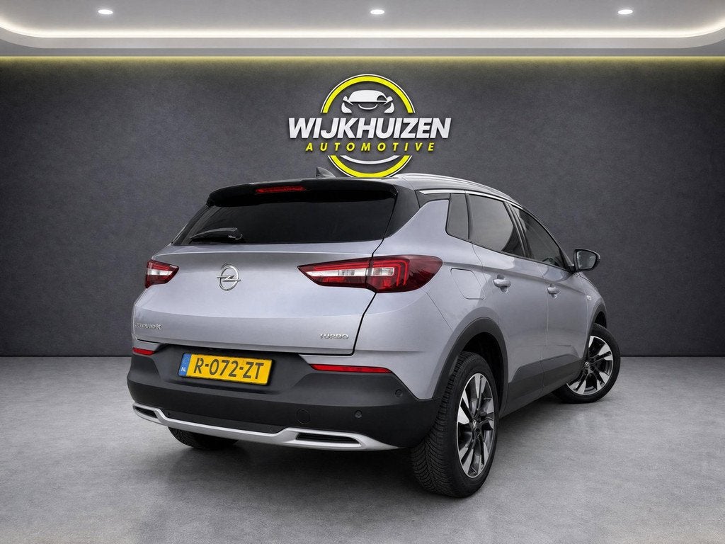 Opel Grandland X 1.2 Turbo Innovation Automaat met Led ! Cam, Auto's, Opel, Gebruikt, 1199 cc, Automatische klimaatregeling, Leder en Stof