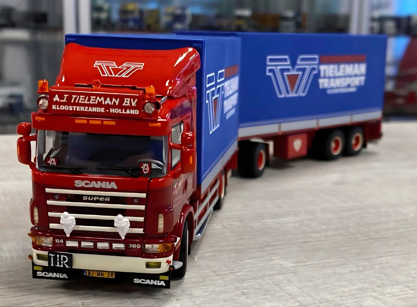 Gezocht Scania Wsi A.J. Tieleman, Hobby en Vrije tijd, Modelauto's | 1:50, Ophalen of Verzenden, Zo goed als nieuw, Bus of Vrachtwagen