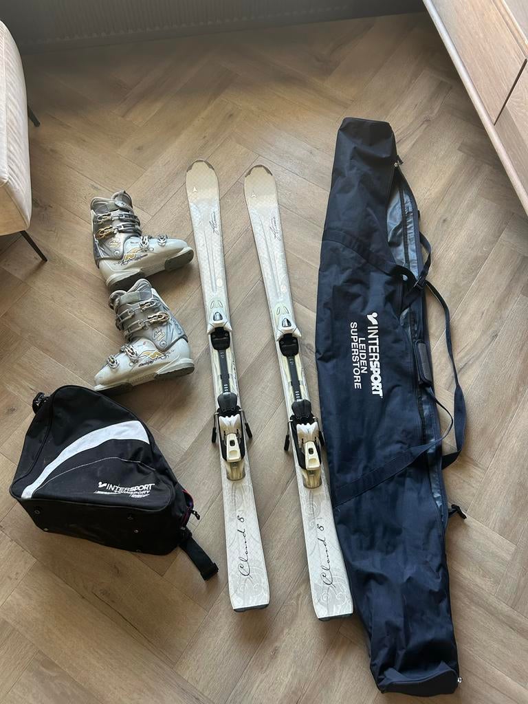 Atomic Cloud 8 Ski's 151 cm & skischoenen, Ophalen, 140 tot 160 cm, Gebruikt, Atomic