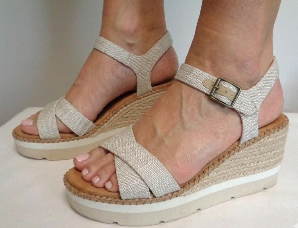 schoen toms, Overige kleuren, Verzenden, Sandalen of Muiltjes, Zo goed als nieuw