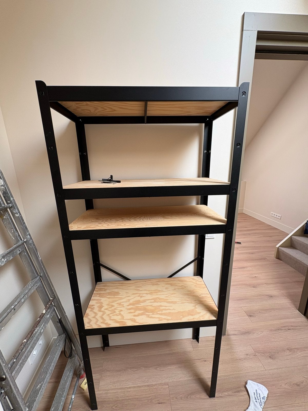 IKEA BROR Stellingkast - Zwart/Hout - Robuust en Veelzijdig, Huis en Inrichting, Kasten | Stellingkasten, Ophalen, Zo goed als nieuw