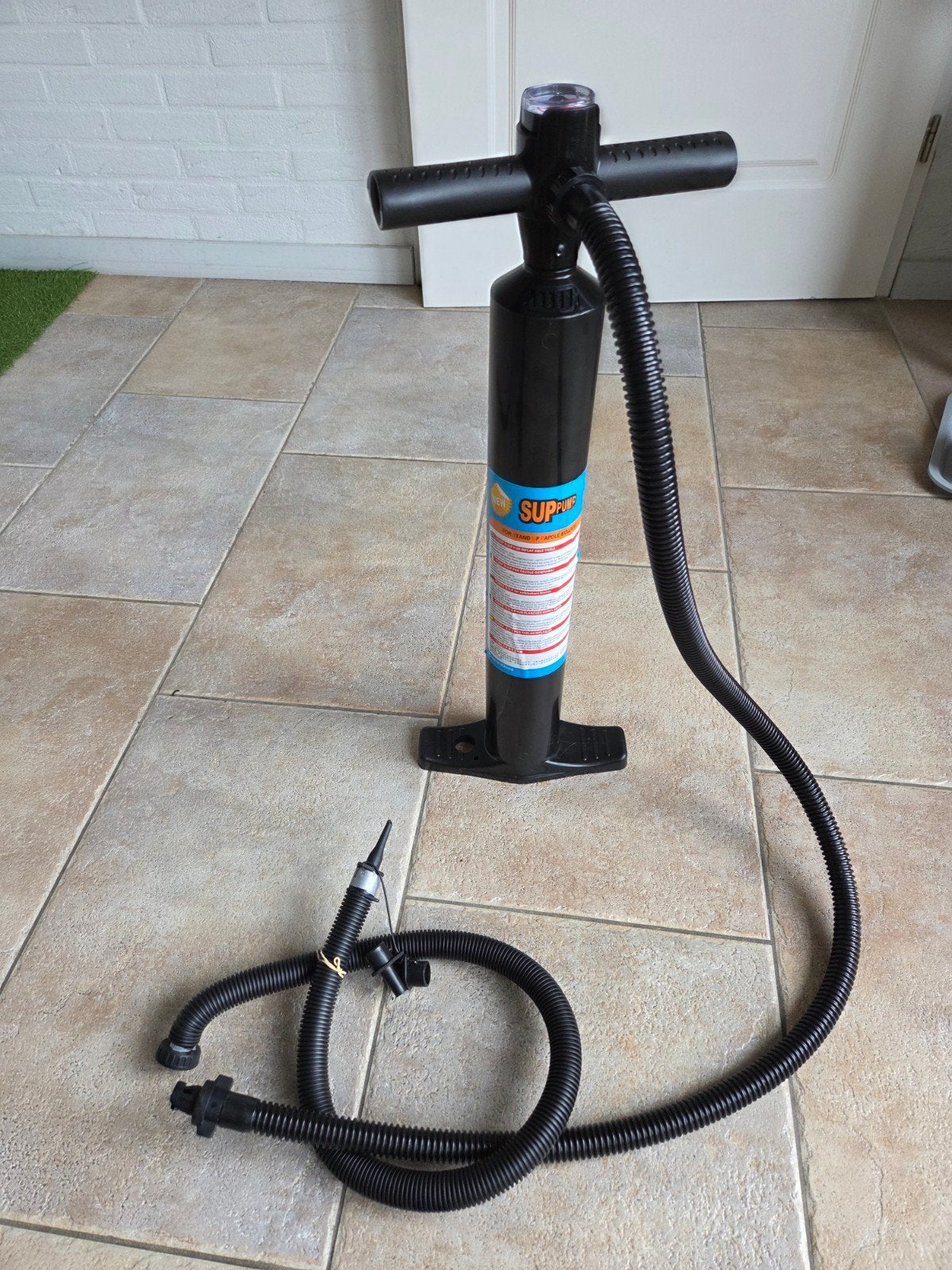 SUP pomp met extra slang voor luchtbedden e.d., Ophalen of Verzenden, SUP-accessoire