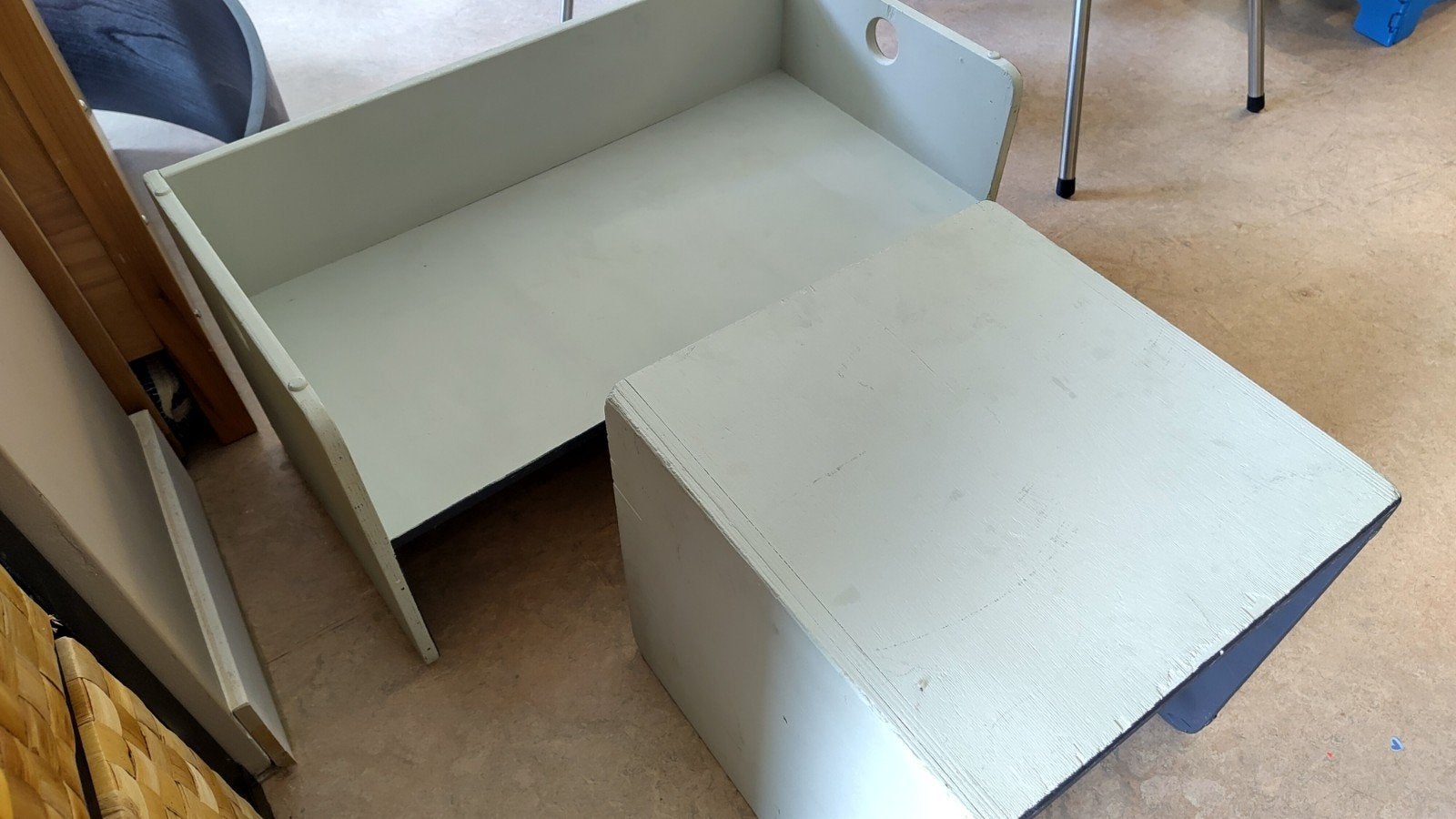 Multifunctioneel: Kinderbureau / tafel / stoel / bankje., Kinderen en Baby's, Kinderkamer | Tafels en Stoelen, Ophalen, Gebruikt