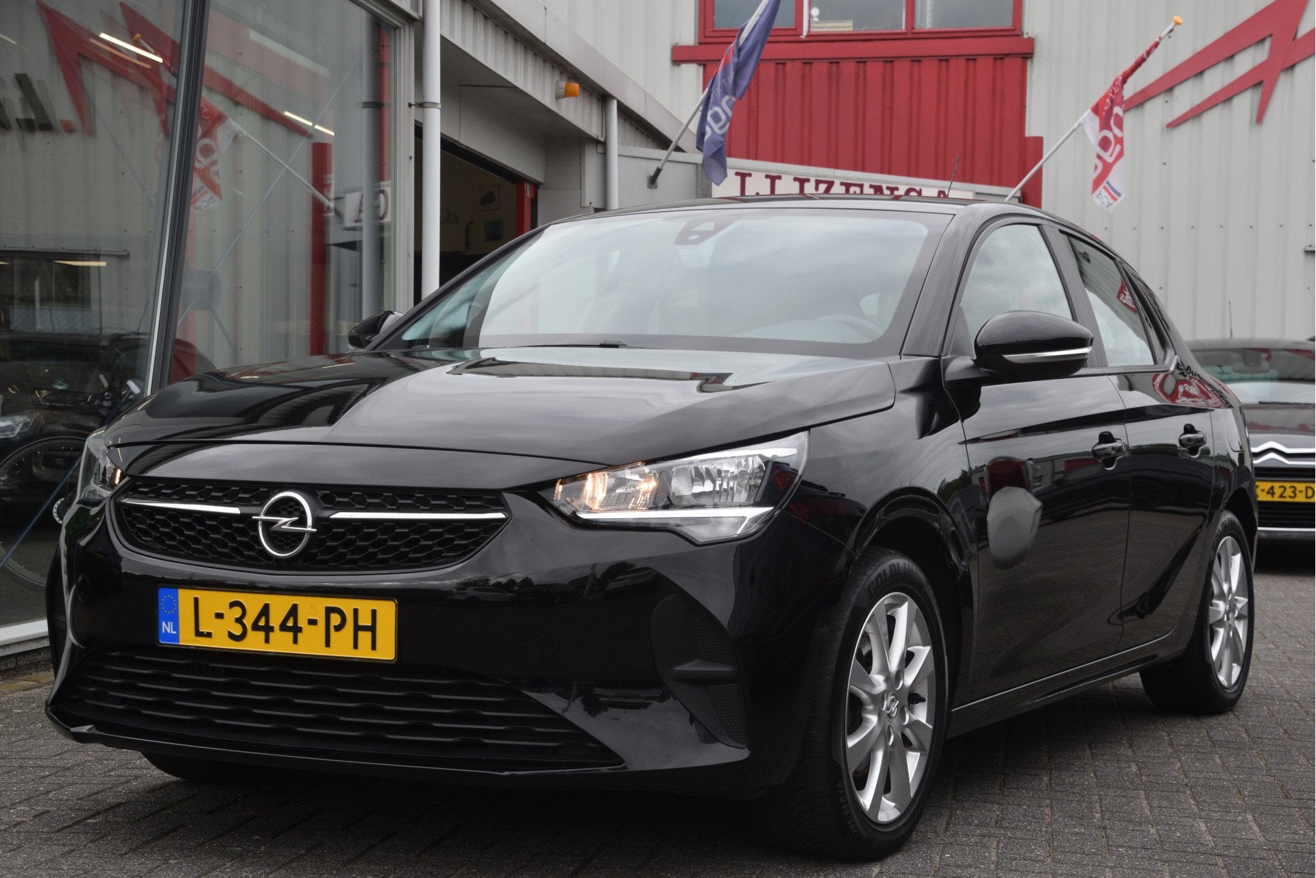 Opel Corsa 1.2 Edition Carplay | DAB | Bluetooth | LMV | Air, Voorwielaandrijving, Gebruikt, Euro 6, Met garantie (alle)