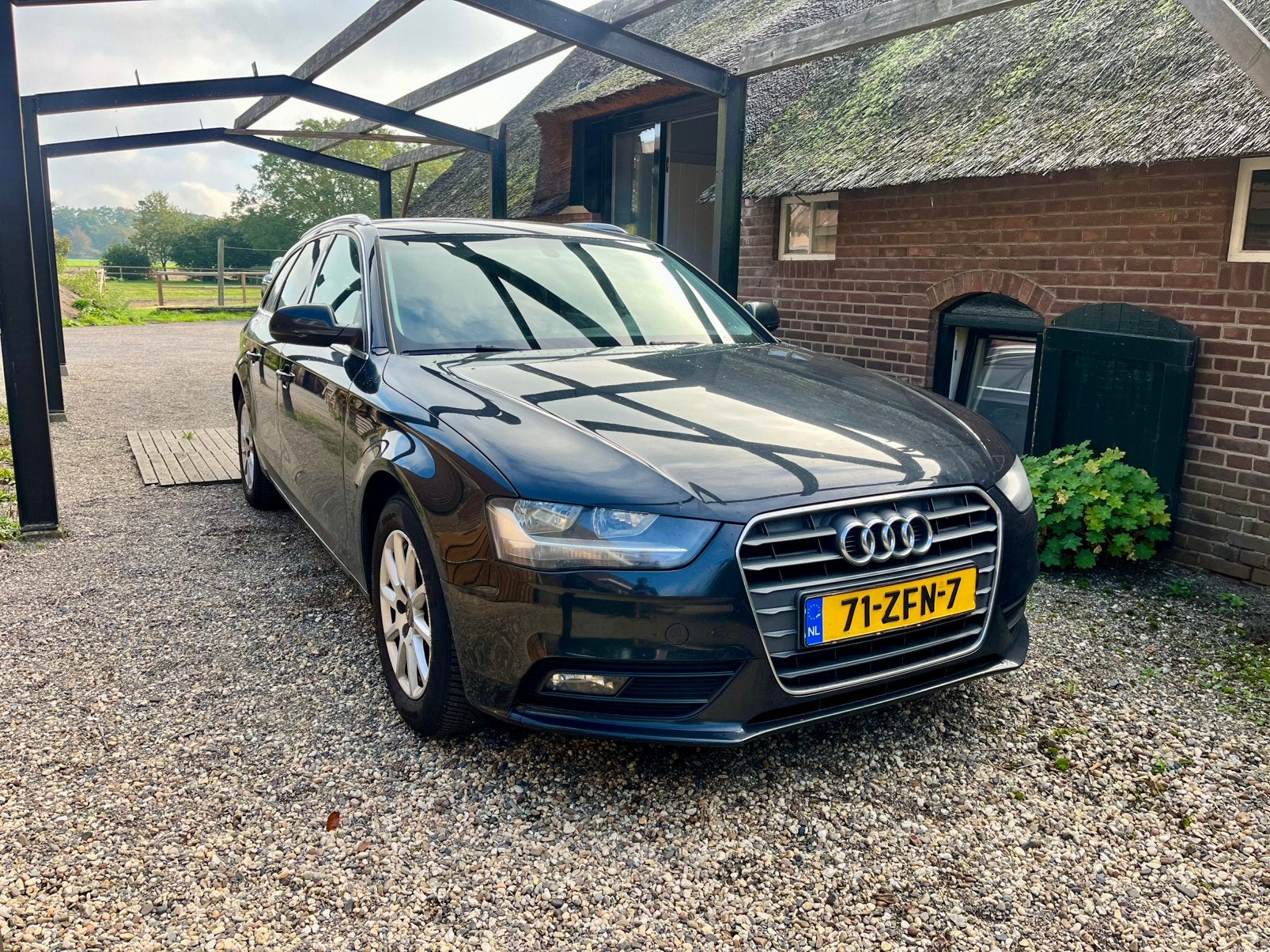 Foto 2 van Audi A4 1.8TFSI 125KW Avant 2012 Zwart