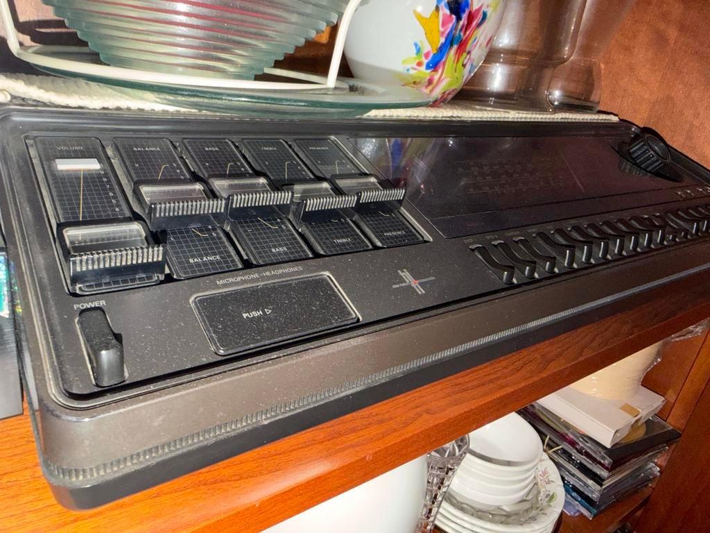 Philips MFB luidsprekerboxen met beugels en stuurversterker, Audio, Tv en Foto, Luidsprekers, Gebruikt, Front, Rear of Stereo speakers