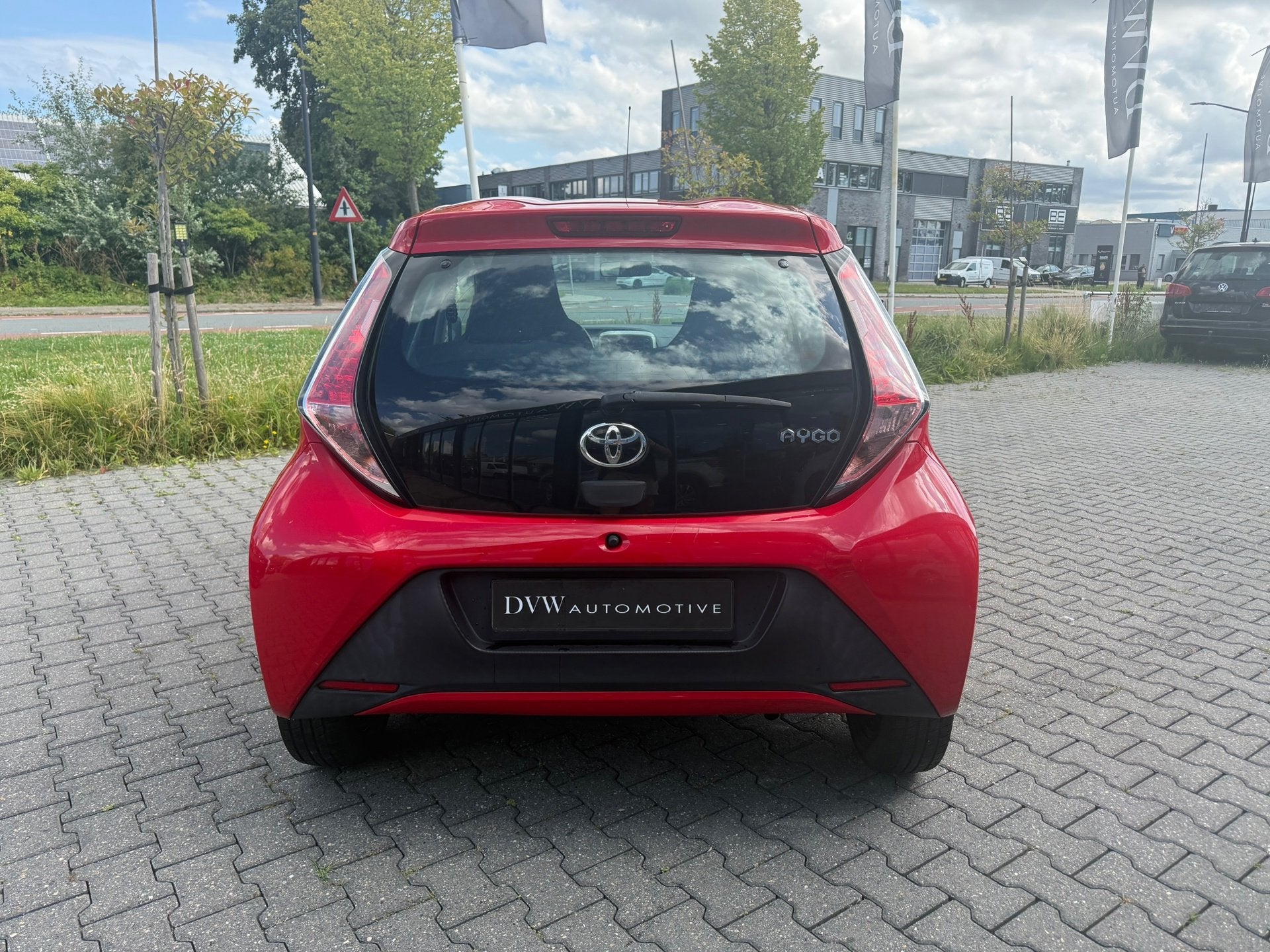 Toyota Aygo 1.0 VVT-i x-play Cruise control, Auto's, Voorwielaandrijving, Euro 5, Stof, Gebruikt