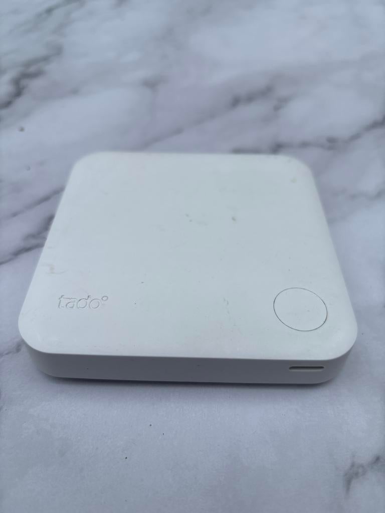 Tado Slimme Thermostaat V3+ (Bedrade Versie), Doe-het-zelf en Verbouw, Verwarming en Radiatoren, Thermostaat, Minder dan 30 cm