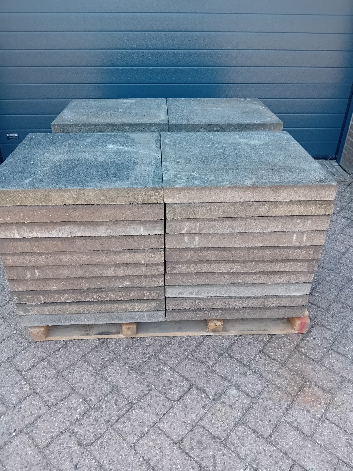 40 Antraciet Tegels 60x60x6 cm - Gebruikt, Ophalen, Gebruikt, Overige materialen, 10 m² of meer