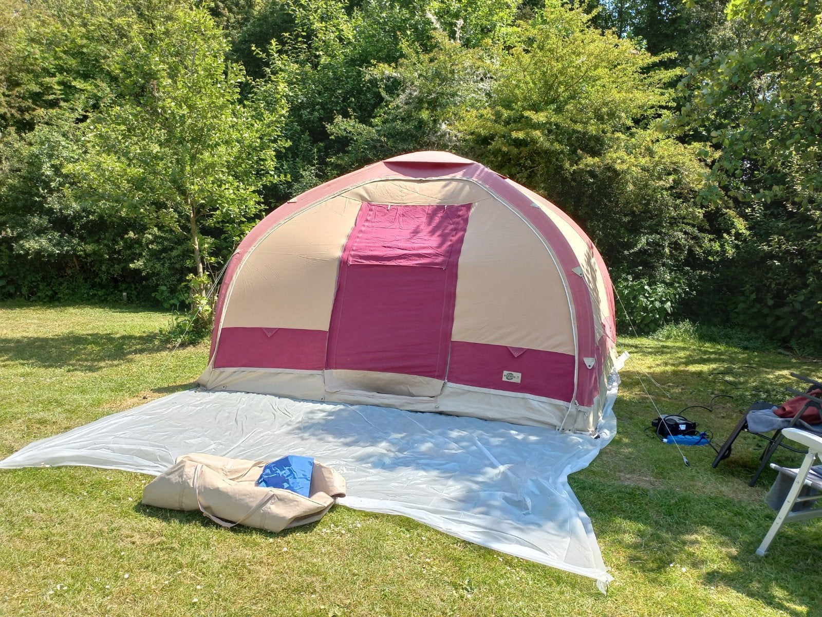 Oppomp tent met basistent en aanritsbare voortent, Caravans en Kamperen, Tenten, Ophalen, Gebruikt, Tot en met 4