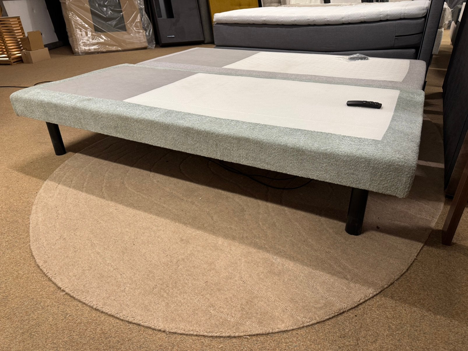 Boxspring €199 Elektrische onderbox  90x200 Direct/Leverbaar, Ophalen, 90 cm, Eenpersoons, Nieuw