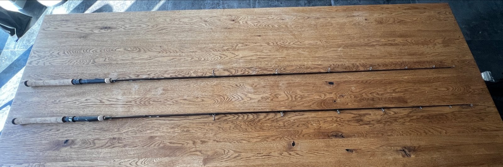 F4E Exposure Jigging hengels (2 stuks) - Zo goed als nieuw, Ophalen, Zo goed als nieuw, Werphengel