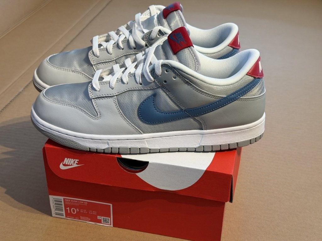 Nike Dunk Low Silver Surfer - maat EU 44.5, Overige kleuren, Nike, Nieuw, Ophalen of Verzenden