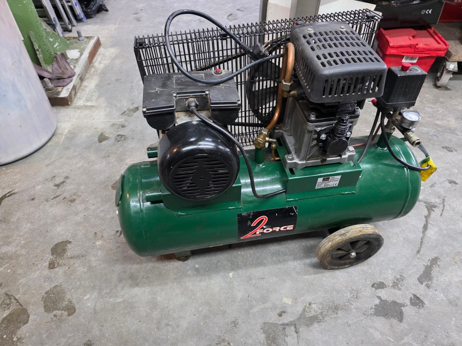2-Force Compressor 2C 2.75M-50L Olie Compressor, Doe-het-zelf en Verbouw, Gebruikt, 6 tot 10 bar, Ophalen of Verzenden, 25 tot 100 liter