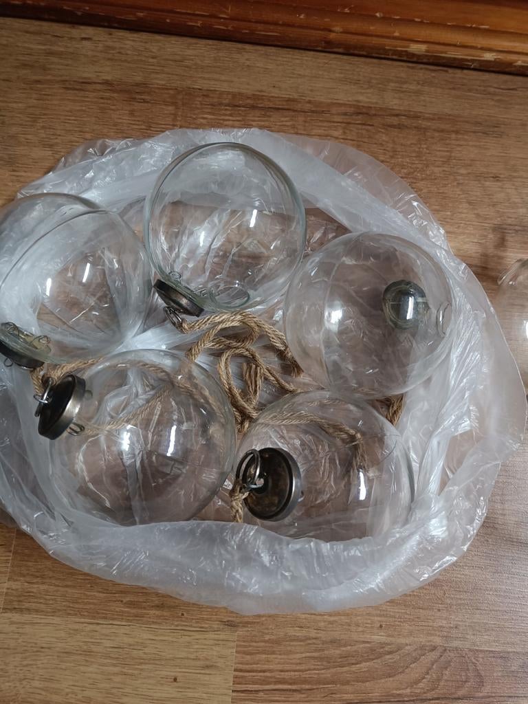 Glazen bollen 10cm om te vullen, Ophalen