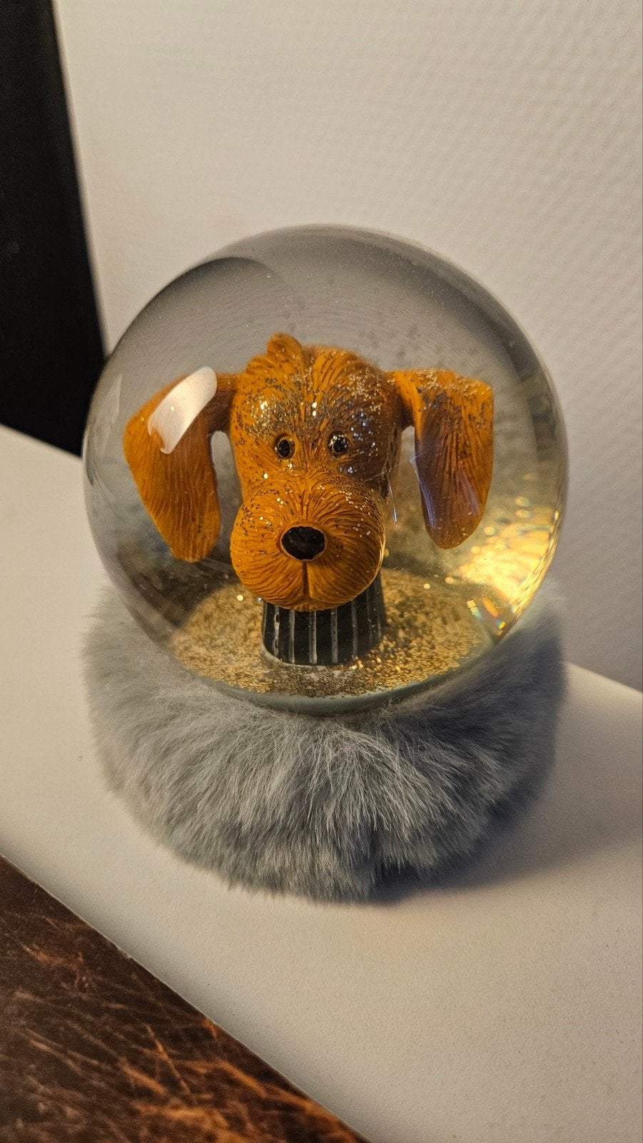 Schattige sneeuwbol met hondje en glitter, Kinderen en Baby's, Ophalen, Zo goed als nieuw