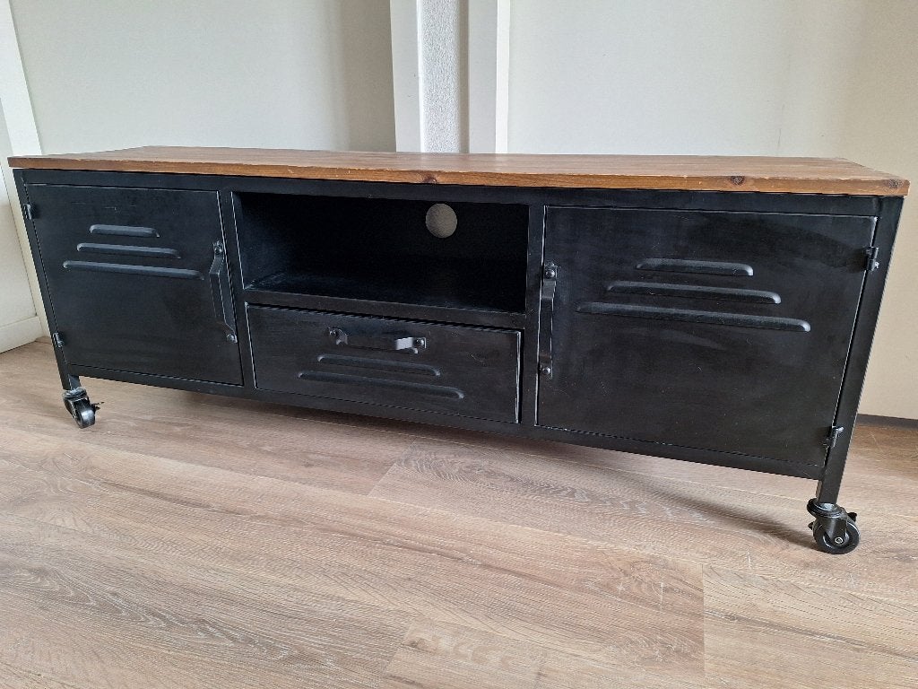 Stoer TV-meubel, Ophalen, Gebruikt, 100 tot 150 cm, Minder dan 100 cm