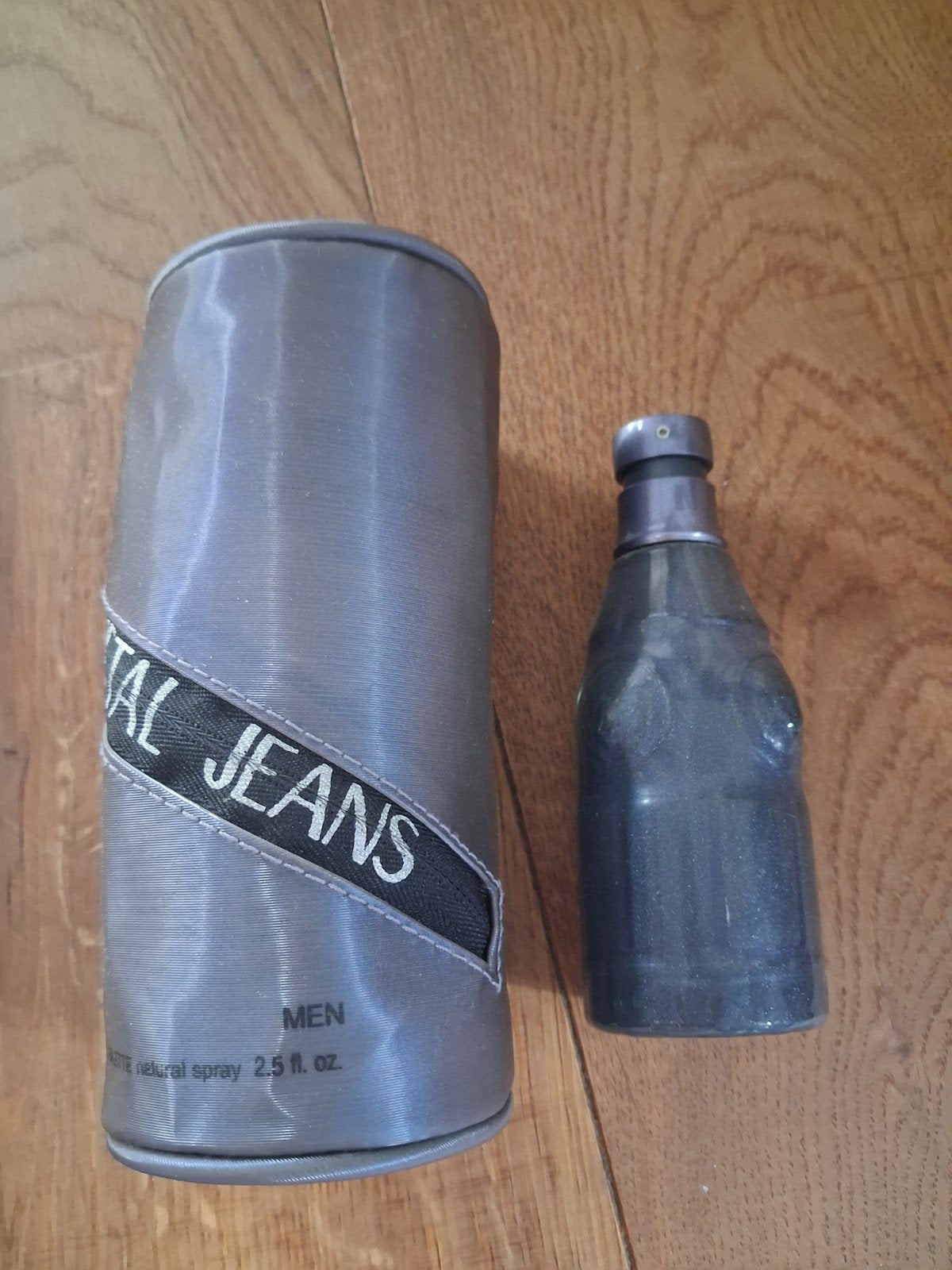 Versace Jeans Metal Parfum 75 ml Eau de Toilette, Sieraden, Tassen en Uiterlijk, Uiterlijk | Parfum, Gebruikt, Ophalen of Verzenden