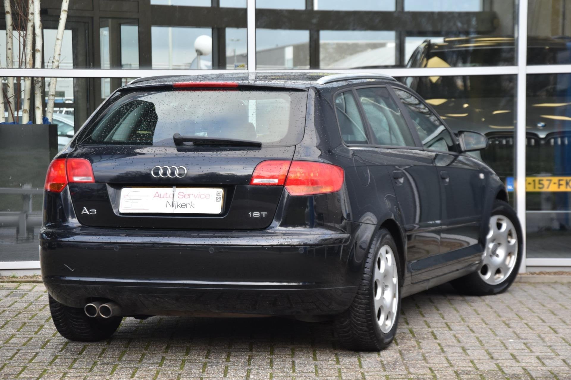 Audi A3 Sportback 1.8 TFSI Automaat | Cruise | Trekhaak | LM, Auto's, Audi, 1345 kg, Stof, Gebruikt, Zwart