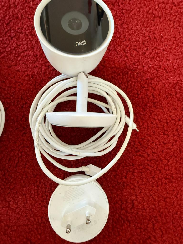 Google Nest Camera Outdoor & Indoor met 3x muurbevestiging, Audio, Tv en Foto, Videobewaking, Ophalen of Verzenden, Gebruikt, Binnencamera