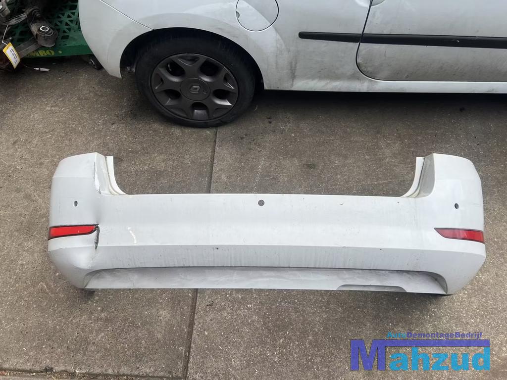 SKODA FABIA 3 Wit Station achterbumper 2014-2021, Auto-onderdelen, Bumper, Skoda Auto a.s., Gebruikt, Infoline@skoda-auto.cz