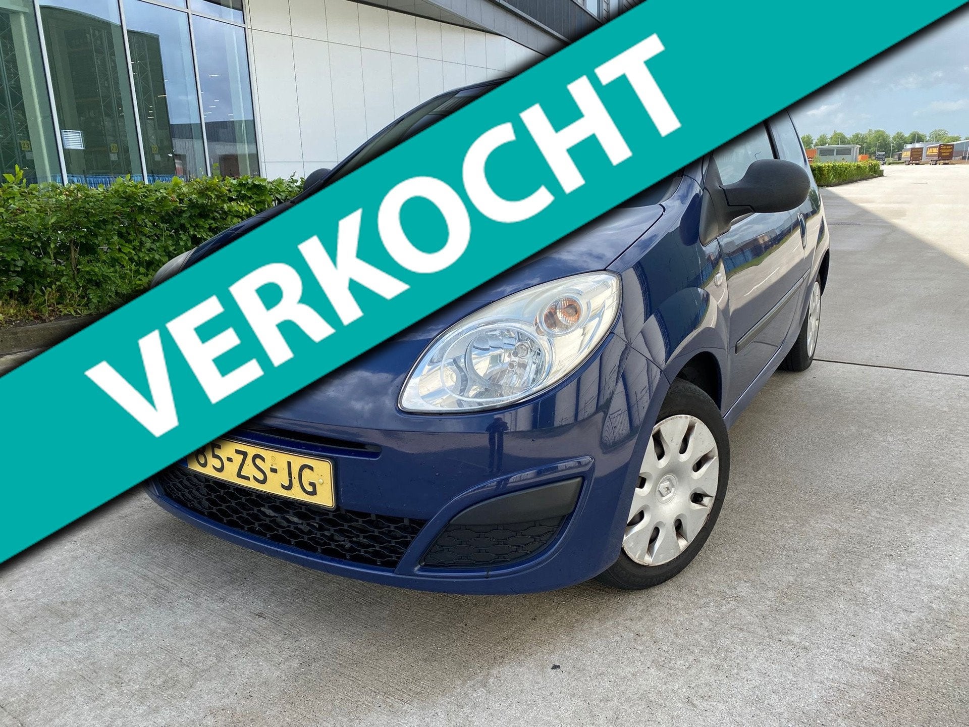 Renault Twingo 1.2 Authentique APK 7-2027/NAP/AIRCO, Voorwielaandrijving, Twingo, Gebruikt, 31 €/maand