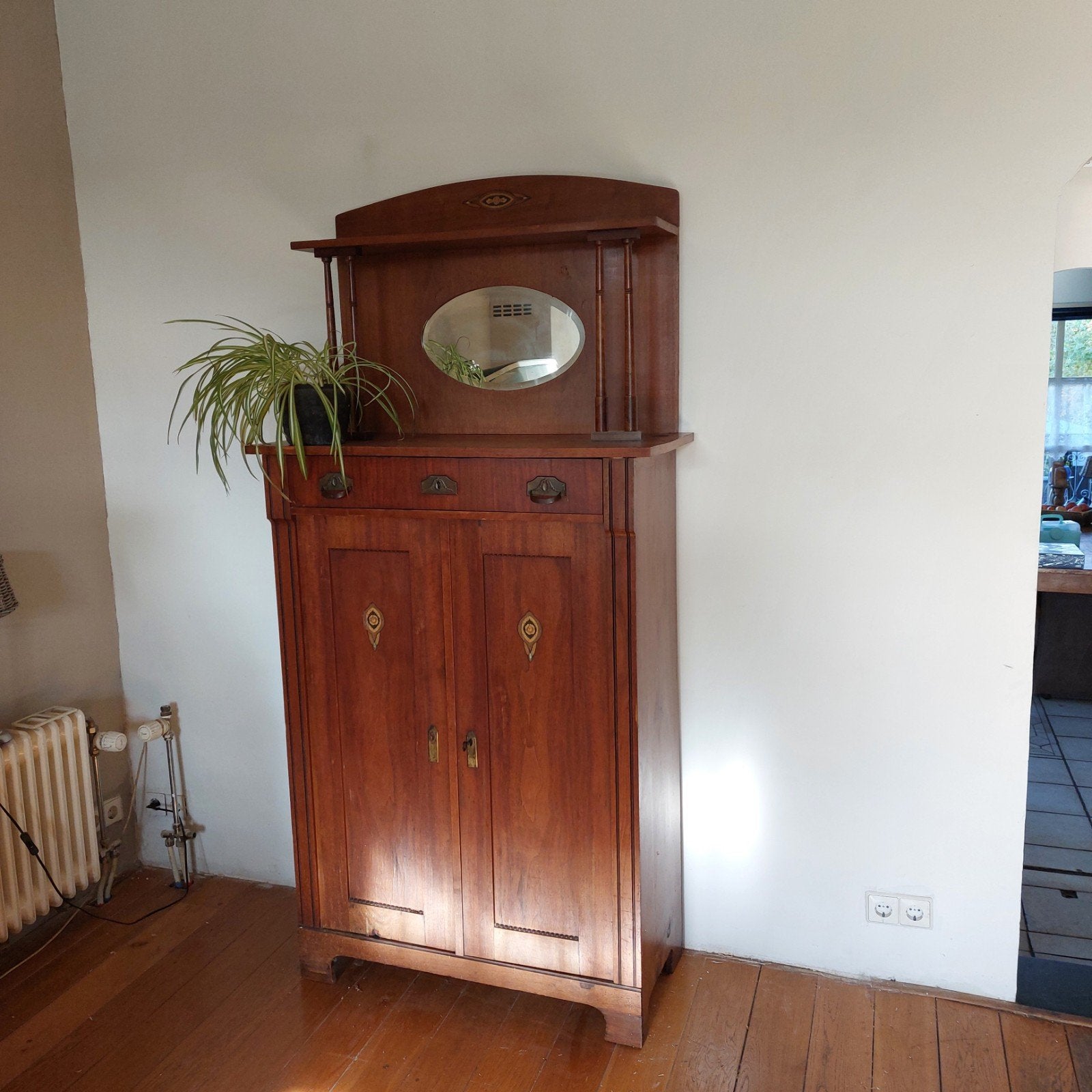 Prachtige Art Deco Kast met Spiegel en Inlegwerk, Ophalen
