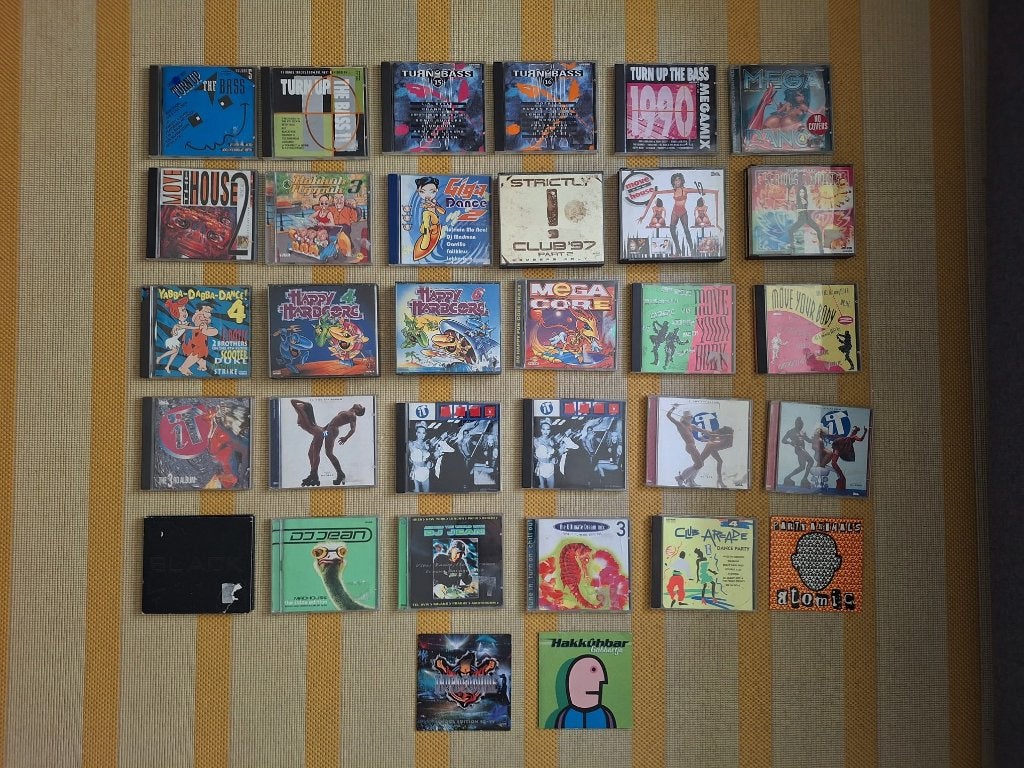Partij met 32 Hardcore House Trance Dance Jaren ‘90 cd’s, Ophalen of Verzenden, Gebruikt, House, Verzamelalbum