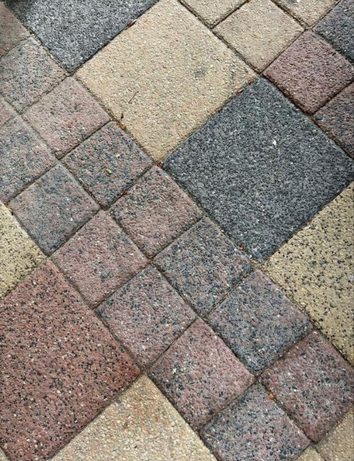 Gebruikte terrastegels - twee kleuren kleine tegels, Ophalen, Gebruikt, Minder dan 5 m², Beton
