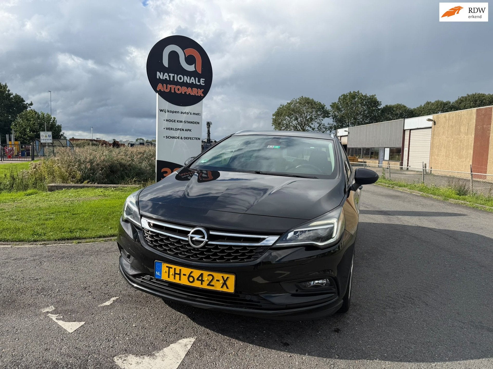 Opel Astra Sports Tourer Opel Astra Sports Tourer 1.0 Online, Gebruikt, Euro 6, 1178 kg, 620 kg