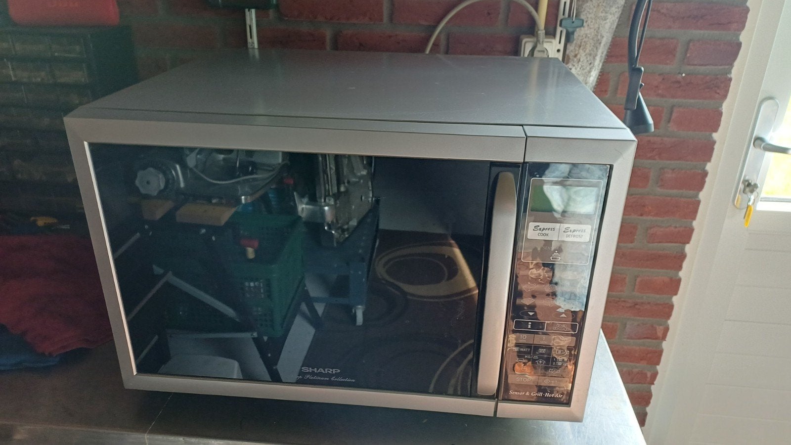 Sharp R-967 Combimagnetron - Zeer nette staat!, Combimagnetron, Ophalen of Verzenden, Zo goed als nieuw, Draaiplateau