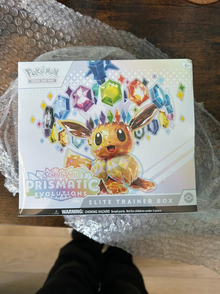 Prismatic evolution etb, Ophalen of Verzenden, Nieuw, Boosterbox