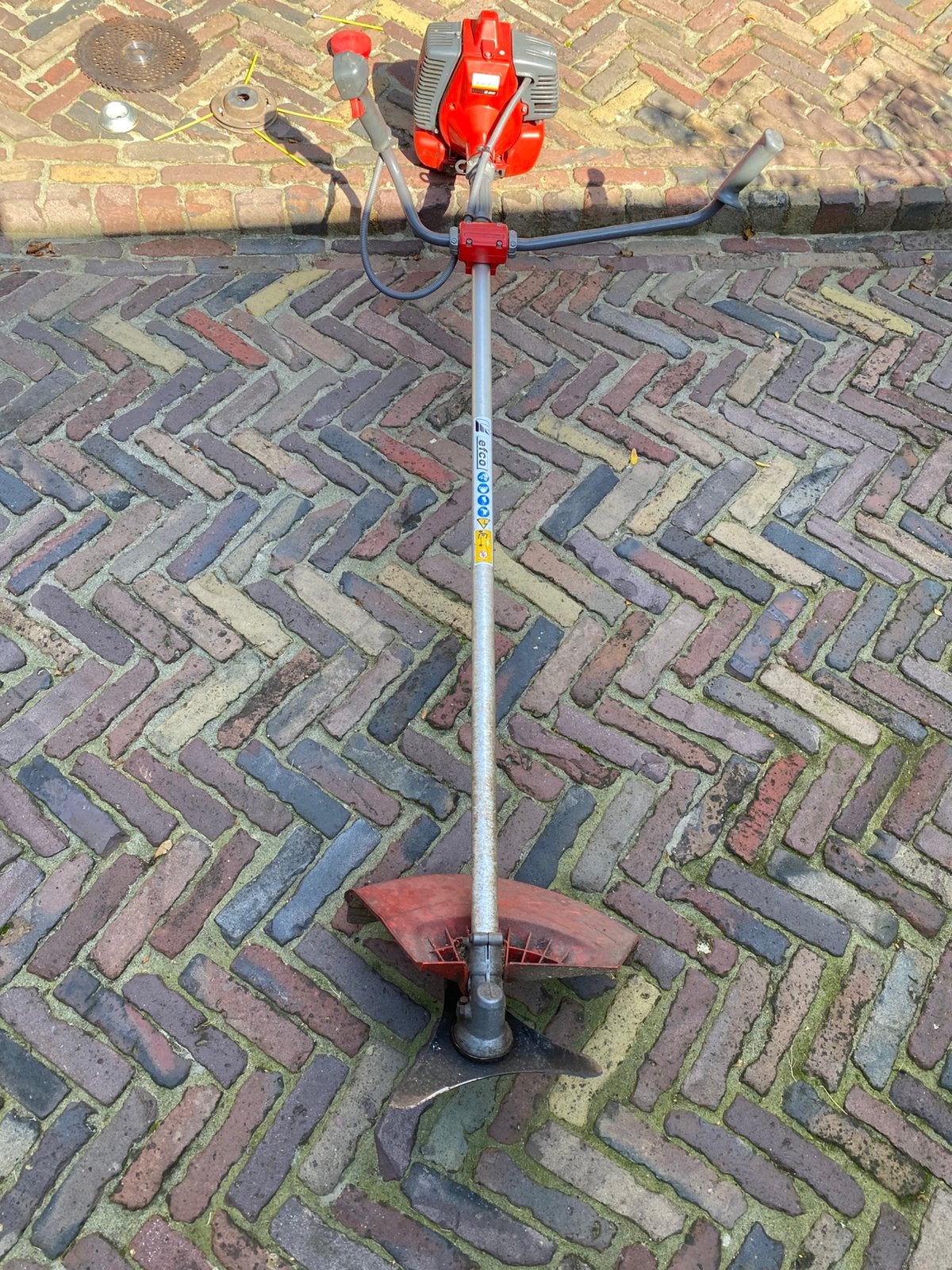Efco bosmaaier op benzine, Tuin en Terras, Ophalen, Gebruikt, 10 tot 30 cm, Benzine