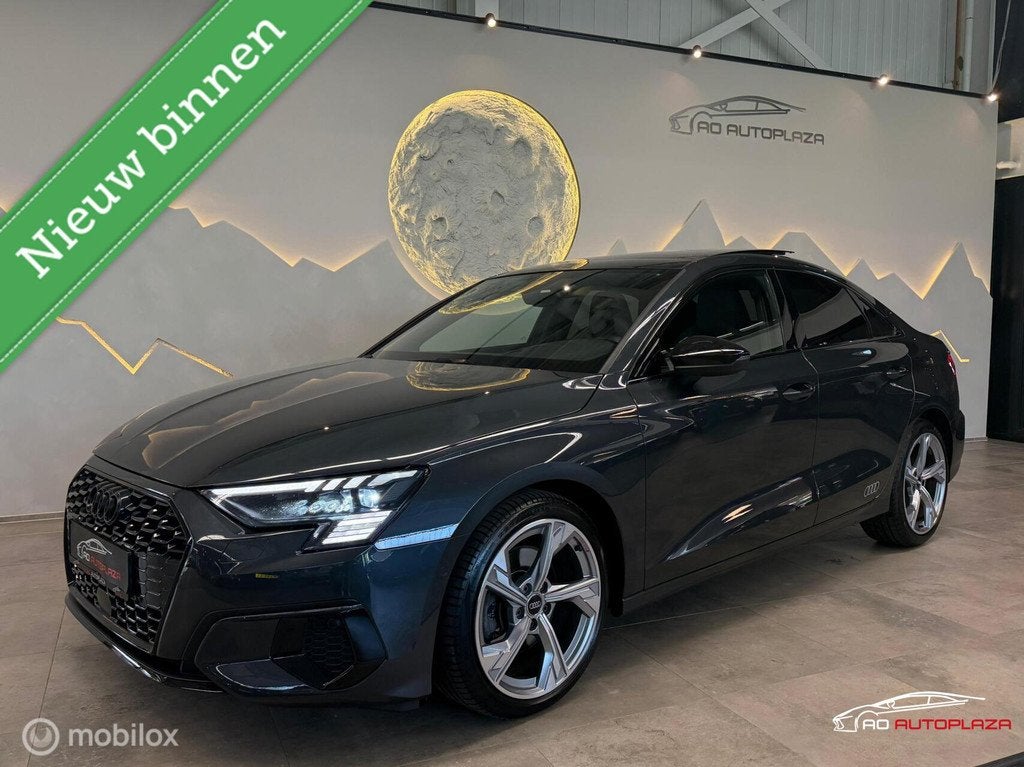 Audi A3 Limousine 35 TFSI S-line Panorama/RS Seats/B&O/HUD/S, Auto's, Automatische klimaatregeling, 1498 cc, 1295 kg, 4 cilinders