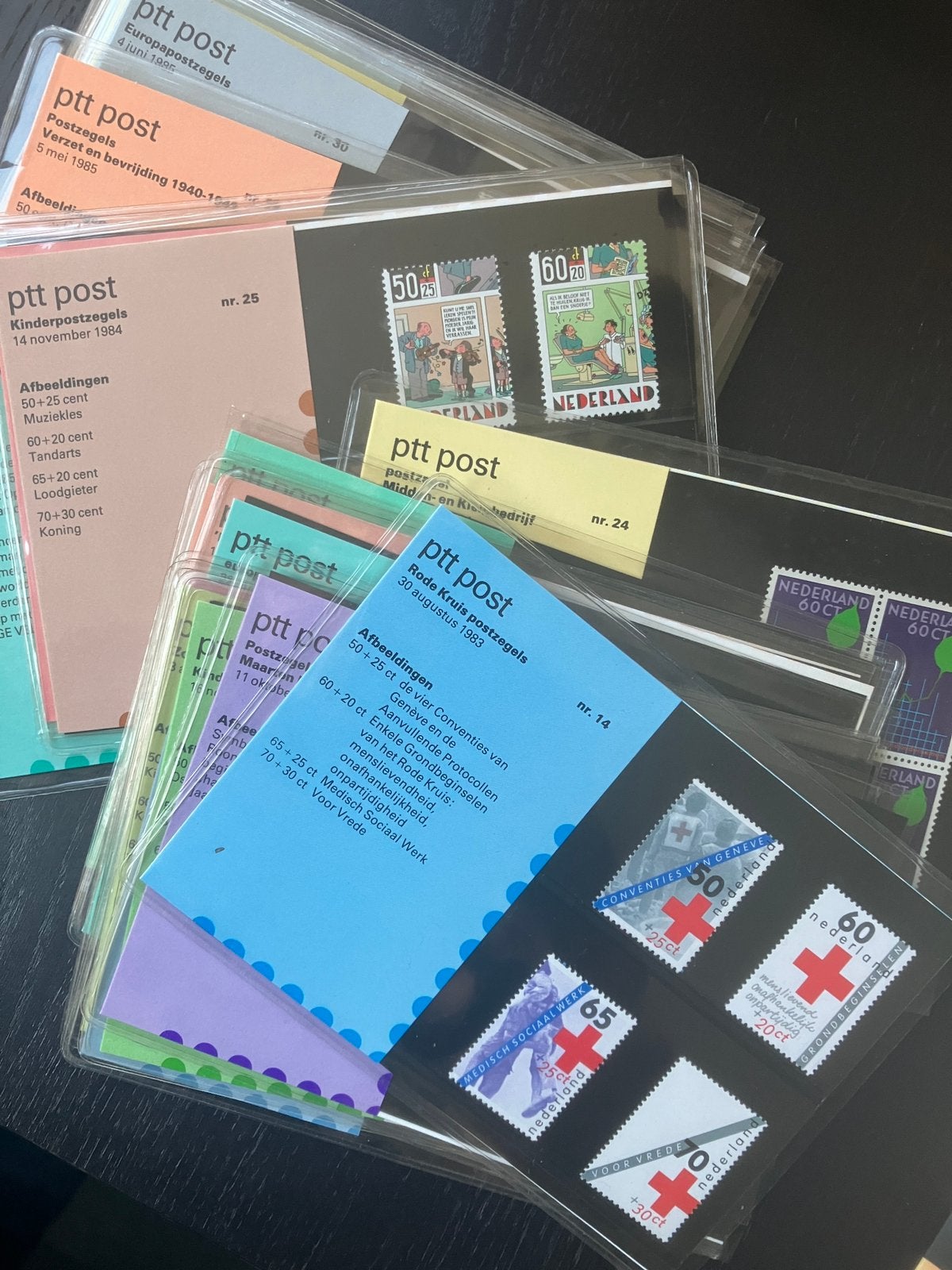 Postzegelmapjes, € 0,05 per stuk bij minimaal 5 stuks kopen, Verzenden, Na 1940, Postfris