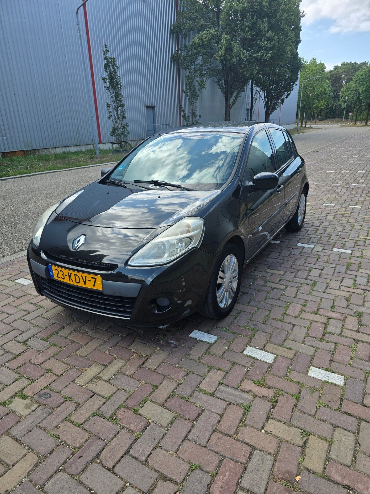 Renault Clio 1.2 16V 55KW 5-DRS E4 2009 Zwart, Voorwielaandrijving, 535 kg, 74 pk, 4 cilinders